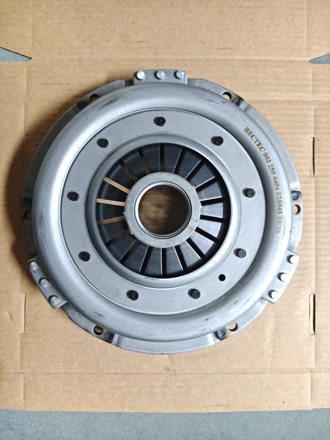 clutch cover