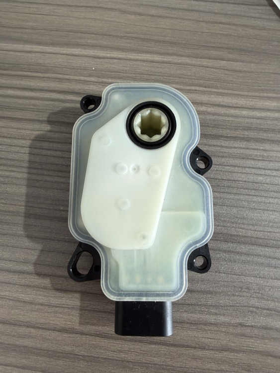 grille shutter actuator