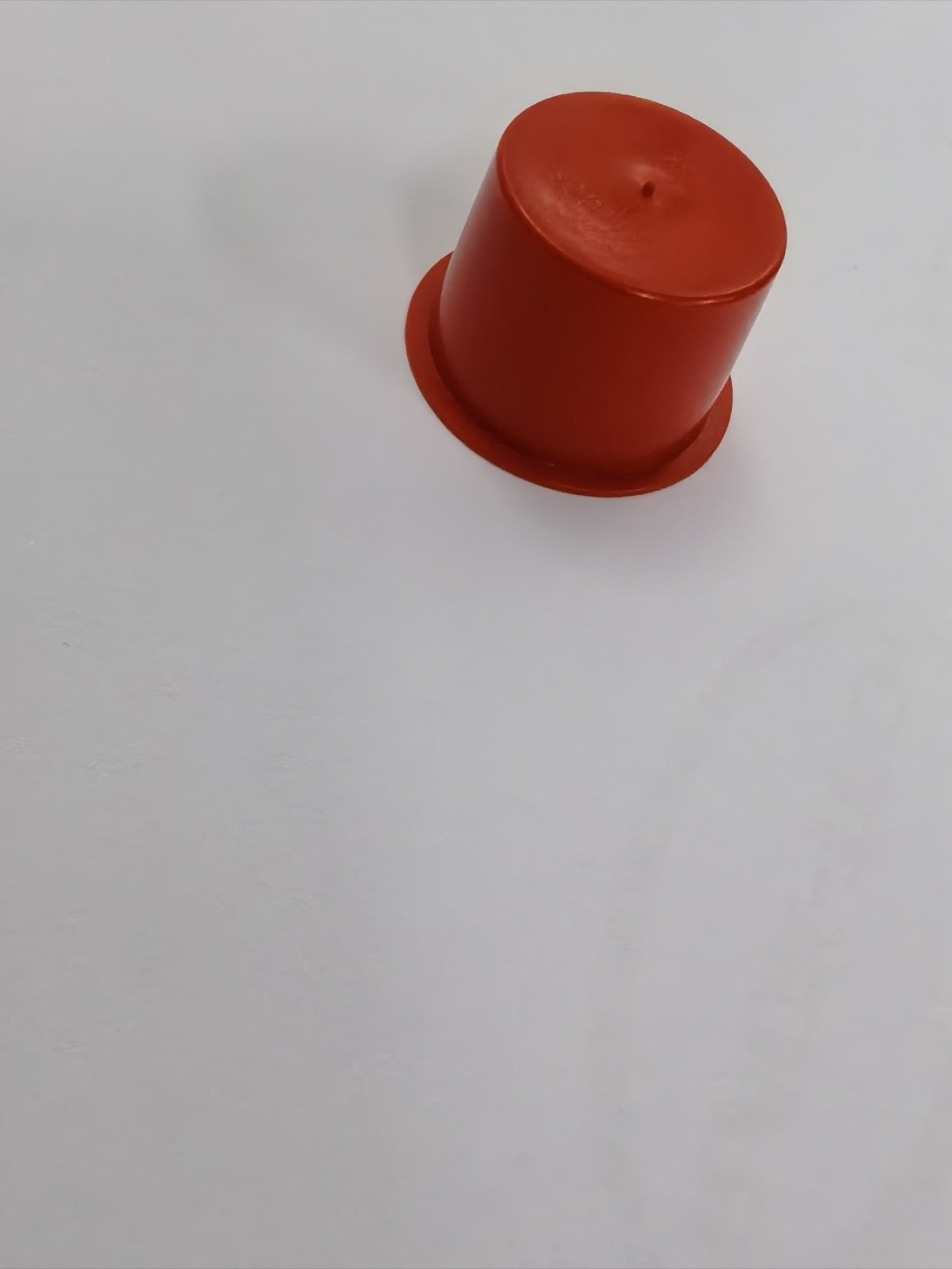 ‌Red conical plug‌