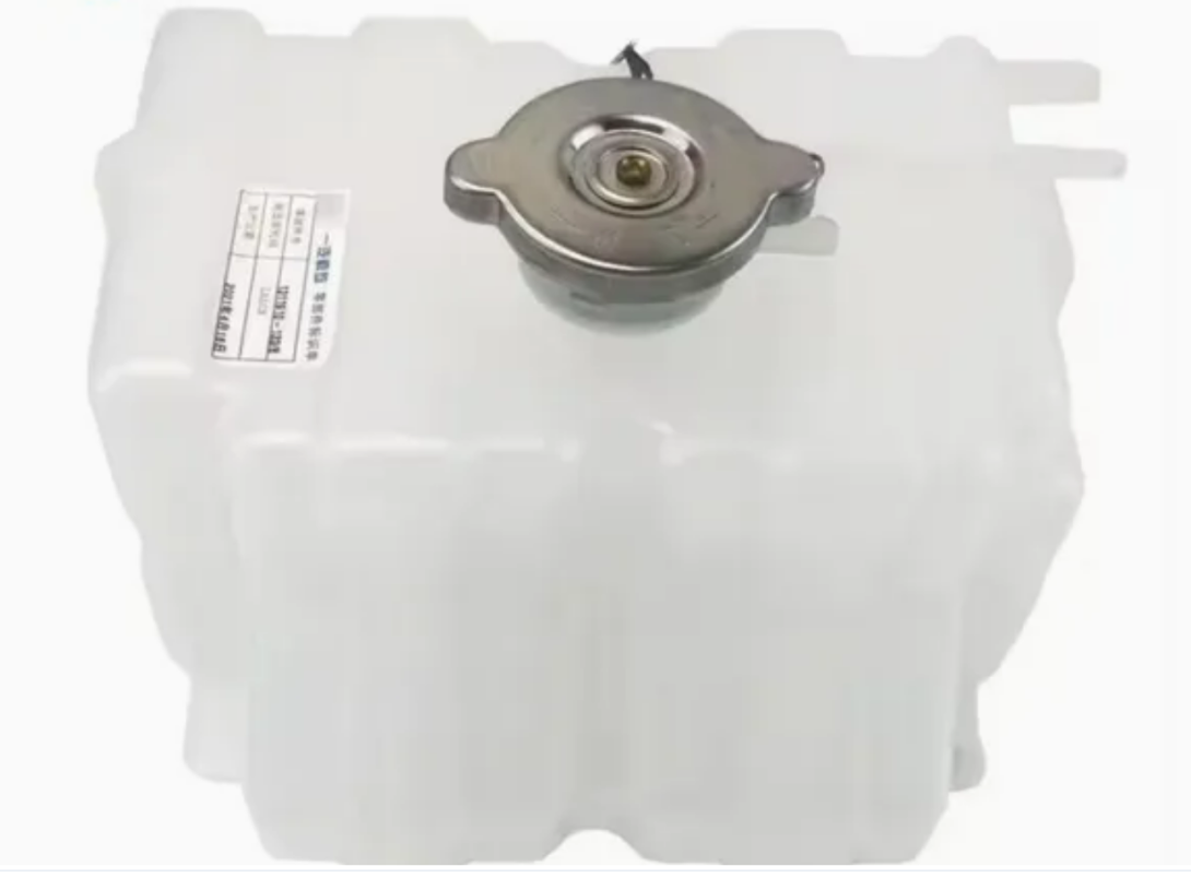 1311910-133 Auxiliary Water Tank FAW J6l