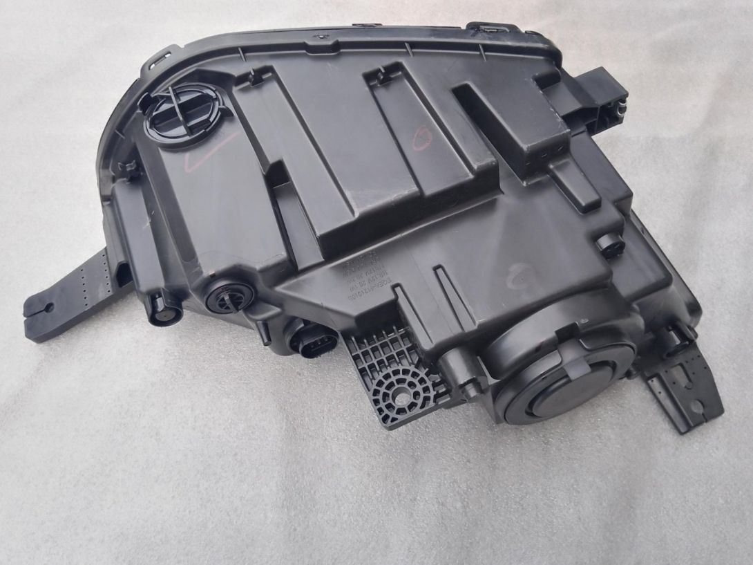 Left & Right Front Combination Lamp Assembly