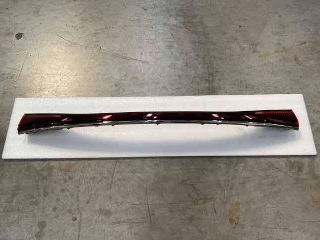 Middle Taillight