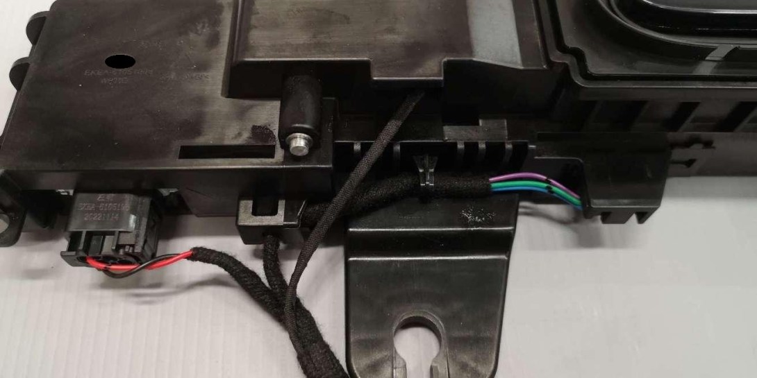 Left & Right Front Door Outer Handle Assembly