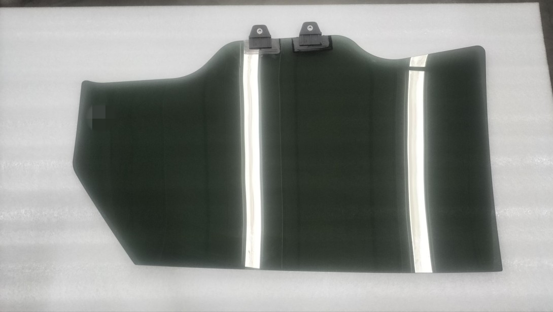Left & Right Rear Door Glass Assembly