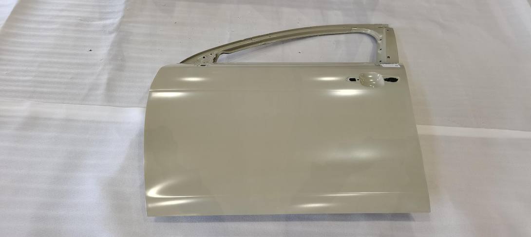 Left & Right Front Door Assembly