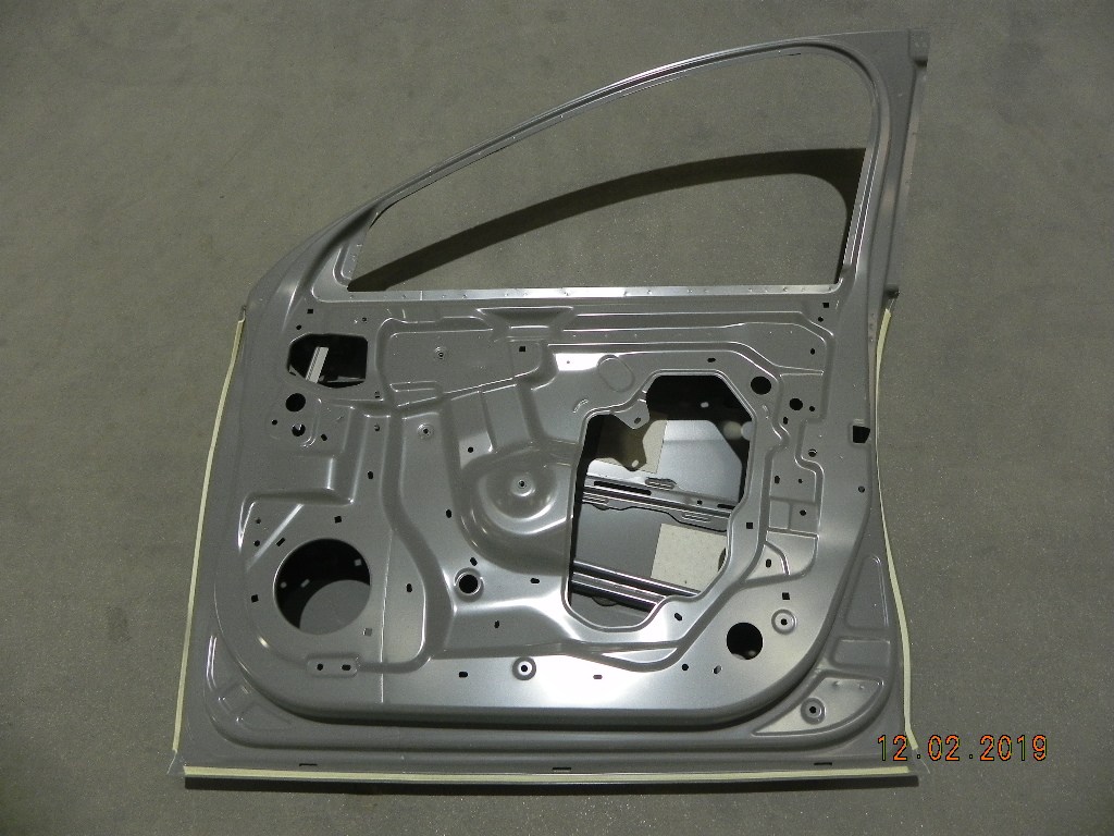 Left & Right Front Door Assembly