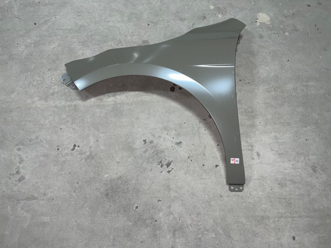 Left & Right Fender Assembly