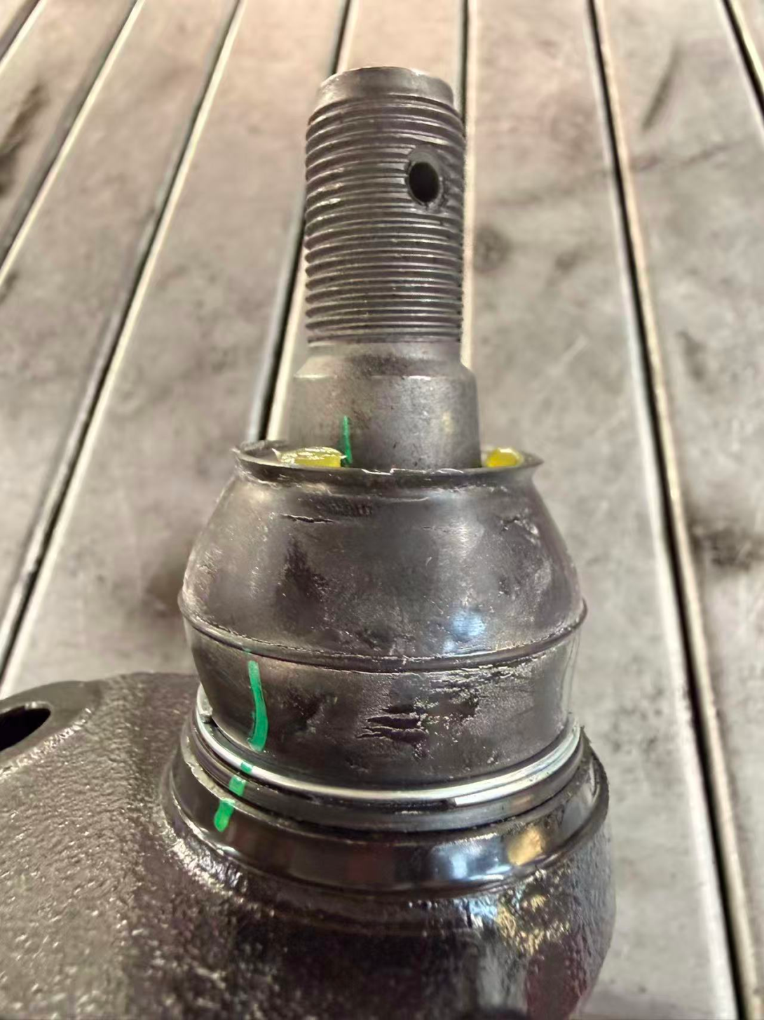 Ball head assembly