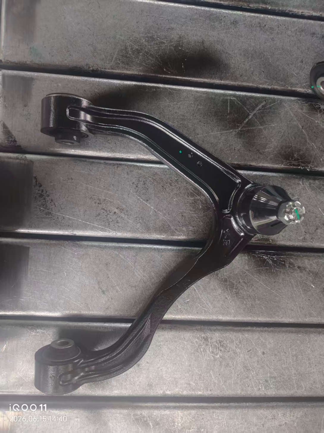 Upper suspension assembly