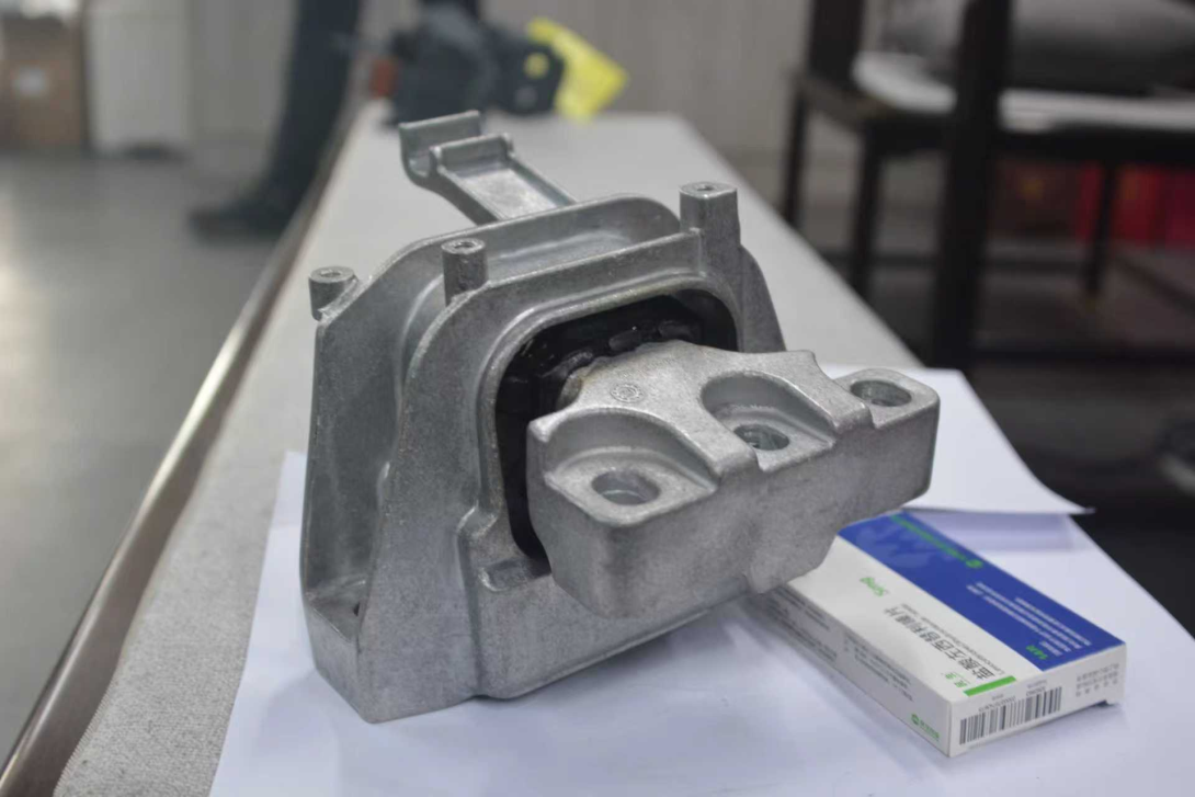 engine mount1